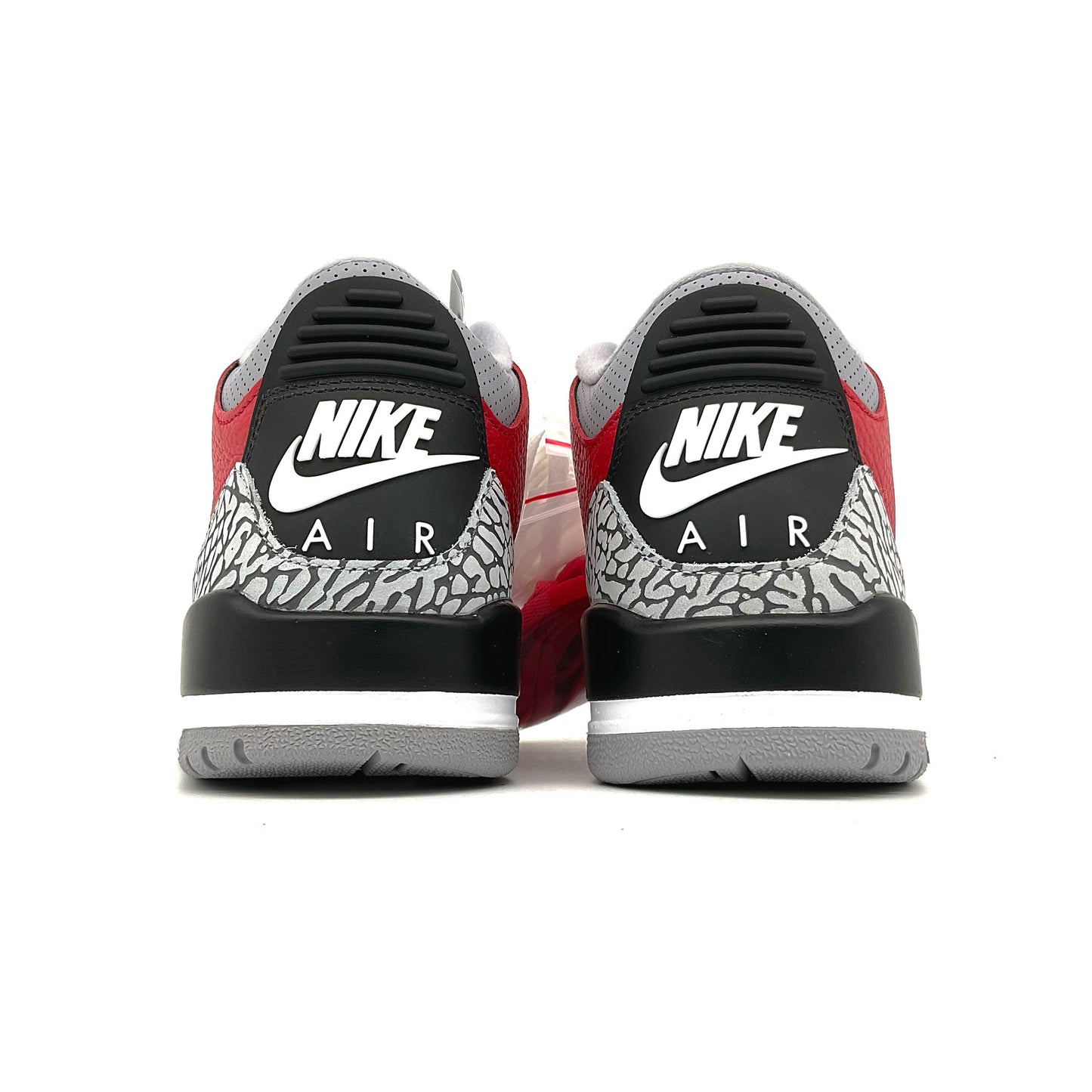 NIKE AIR JORDAN 3 RETRO SE “UNITE FIRE RED”