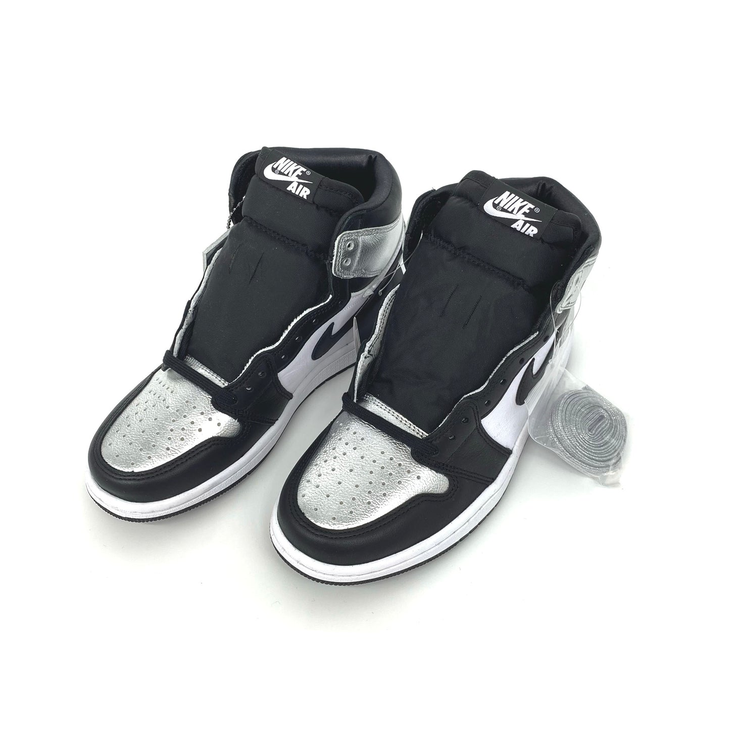 WMNS NIKE AIR JORDAN 1 HIGH OG “SILVER TOE”