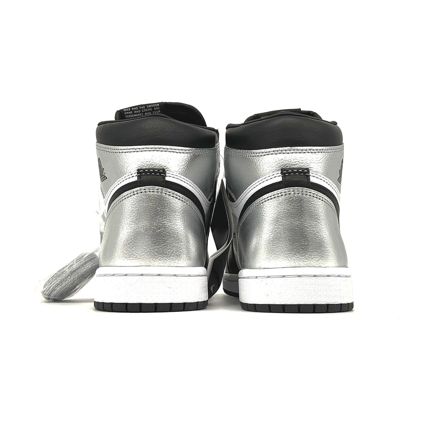 WMNS NIKE AIR JORDAN 1 HIGH OG “SILVER TOE”