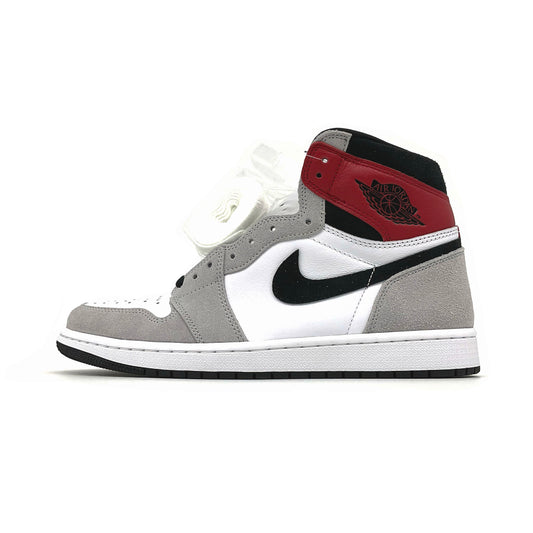 NIKE AIR JORDAN 1 RETRO HIGH OG ”SMOKE GREY”
