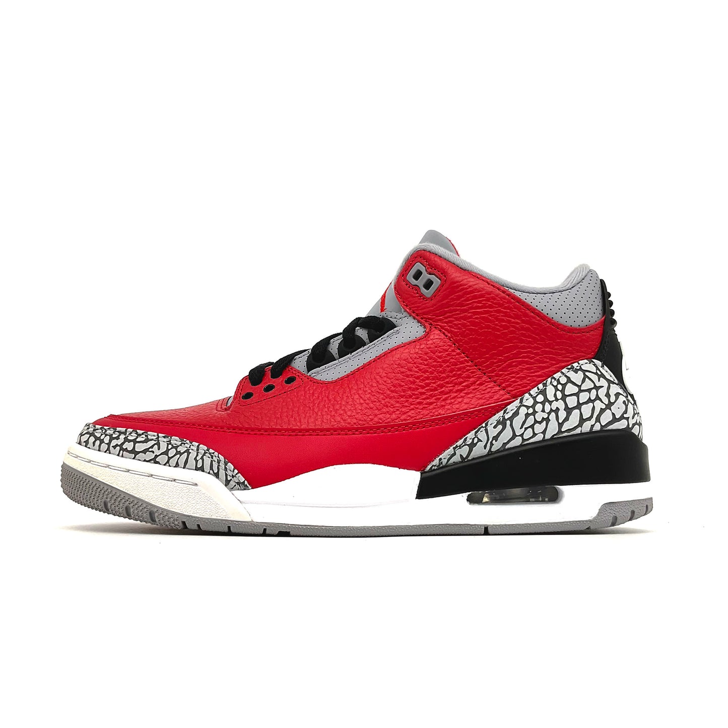 NIKE AIR JORDAN 3 RETRO SE “UNITE FIRE RED”