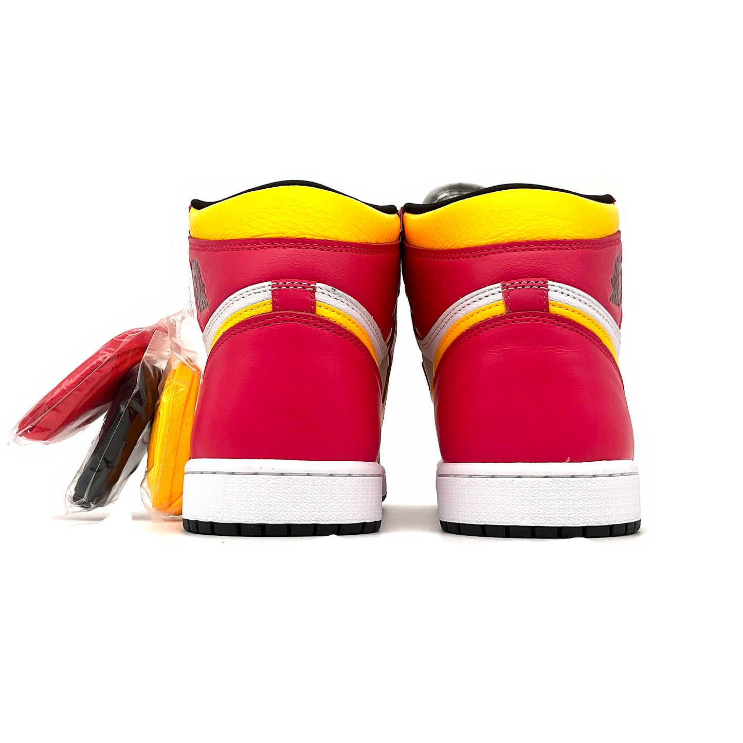 NIKE AIR JORDAN 1 RETRO HIGH OG ”LIGHT FUSION RED”