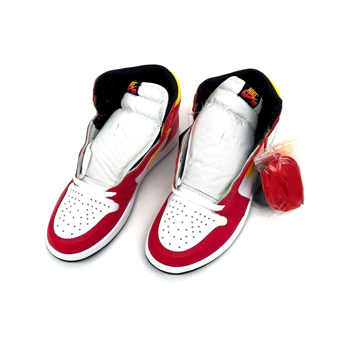 NIKE AIR JORDAN 1 RETRO HIGH OG ”LIGHT FUSION RED”